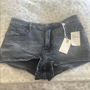 Good American Women's Gray Denim Shorts